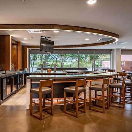 Doubletree By Hilton Dallas-Farmers Branch Ngoại thất bức ảnh