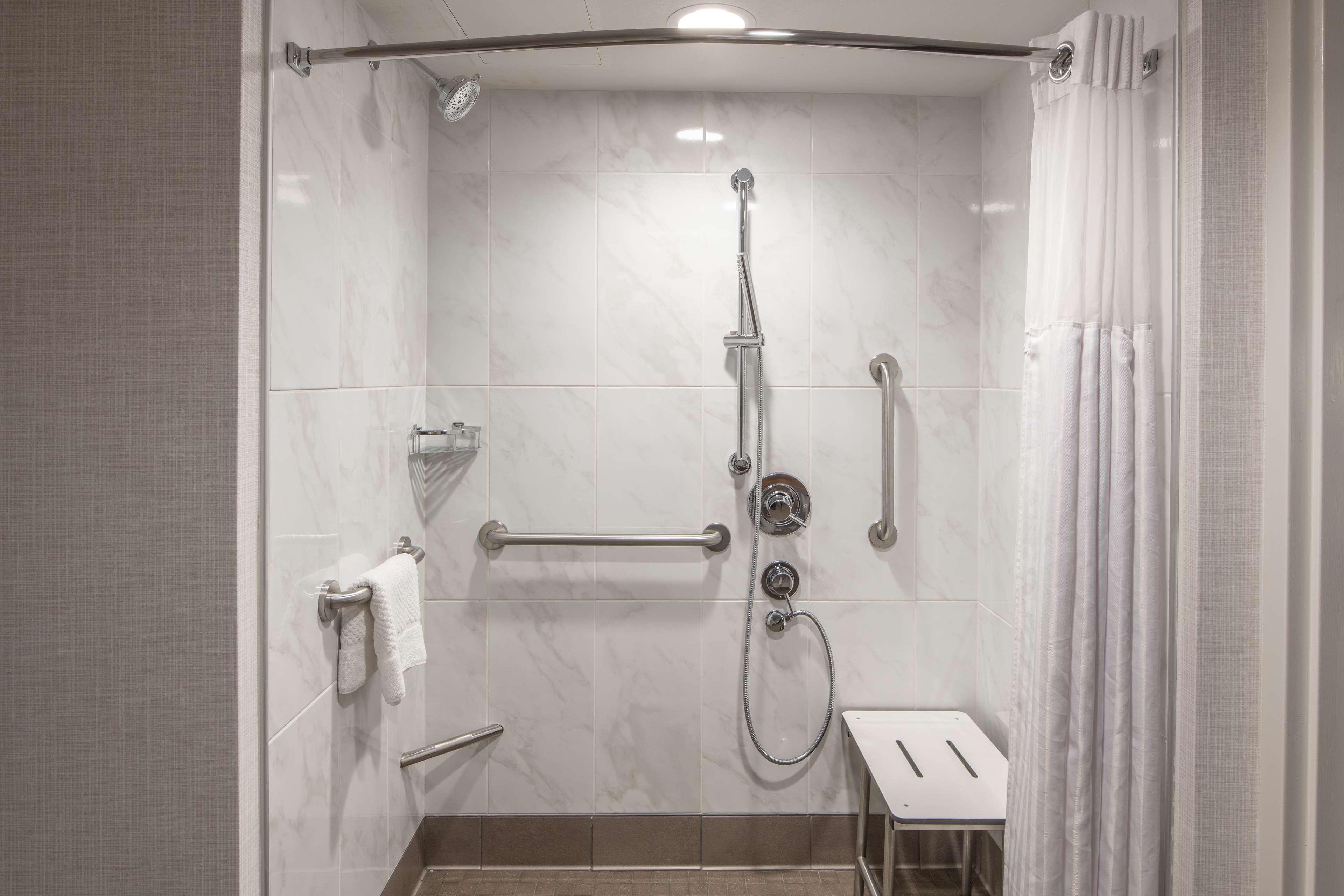 Doubletree By Hilton Dallas-Farmers Branch Ngoại thất bức ảnh
