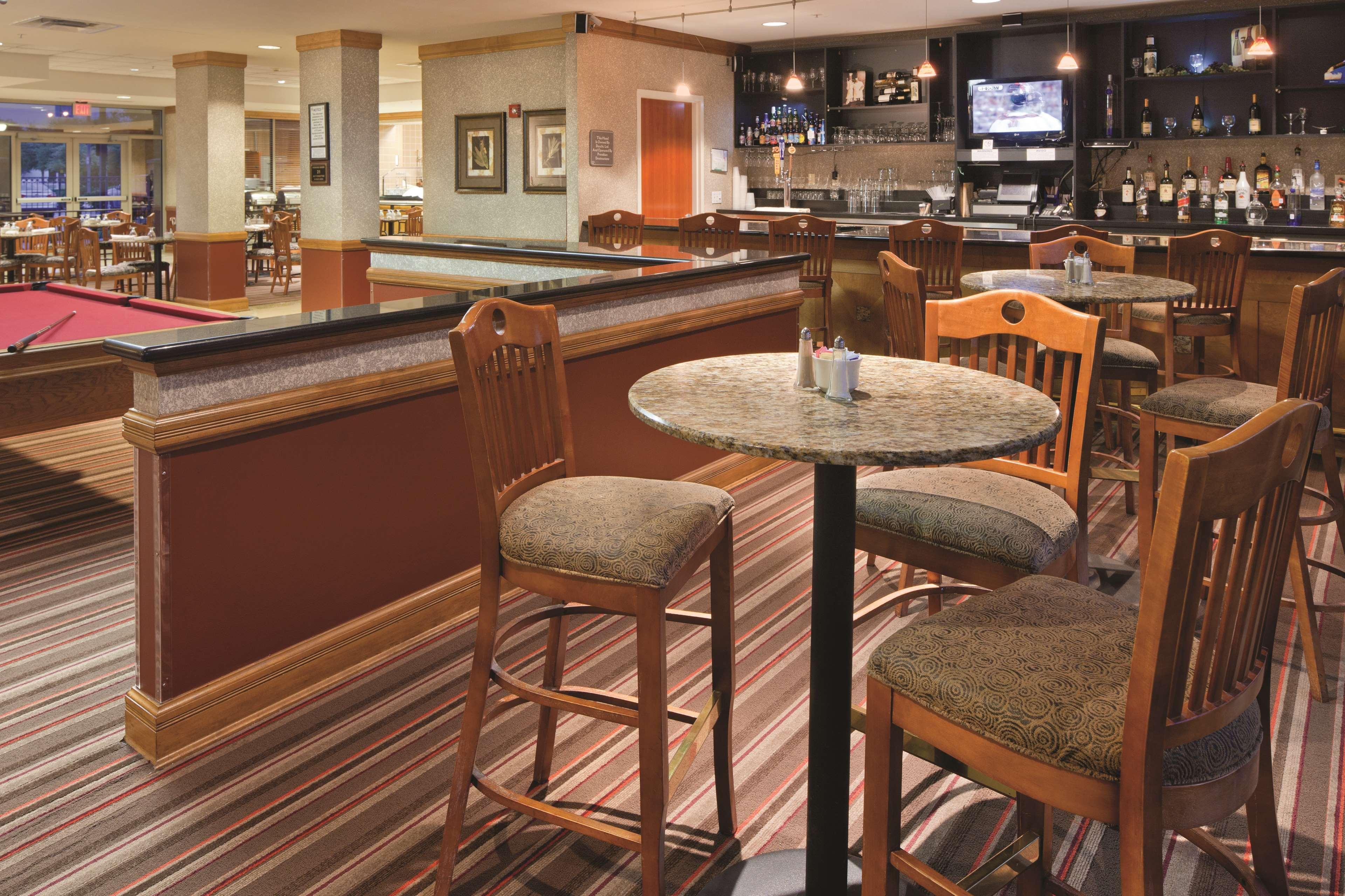 Doubletree By Hilton Dallas-Farmers Branch Ngoại thất bức ảnh
