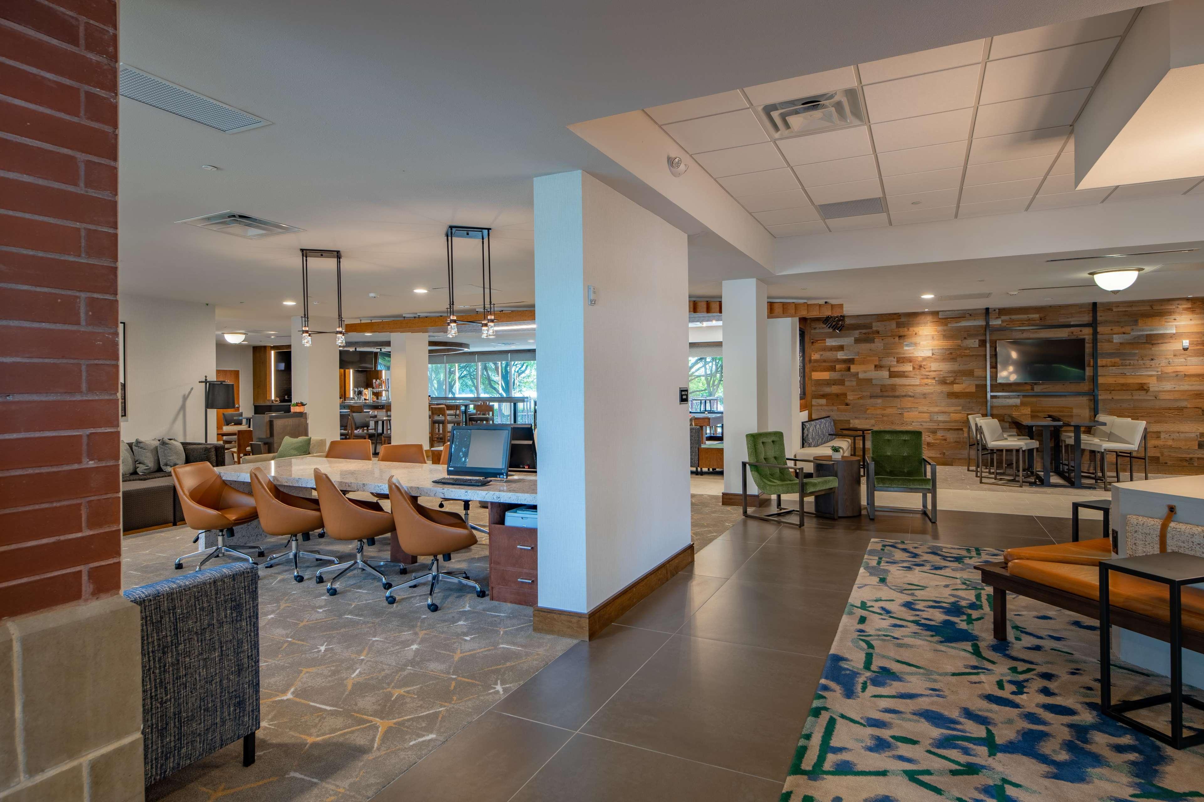 Doubletree By Hilton Dallas-Farmers Branch Ngoại thất bức ảnh