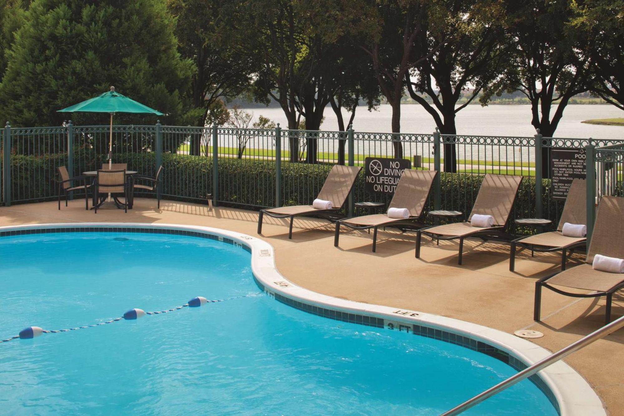 Doubletree By Hilton Dallas-Farmers Branch Ngoại thất bức ảnh