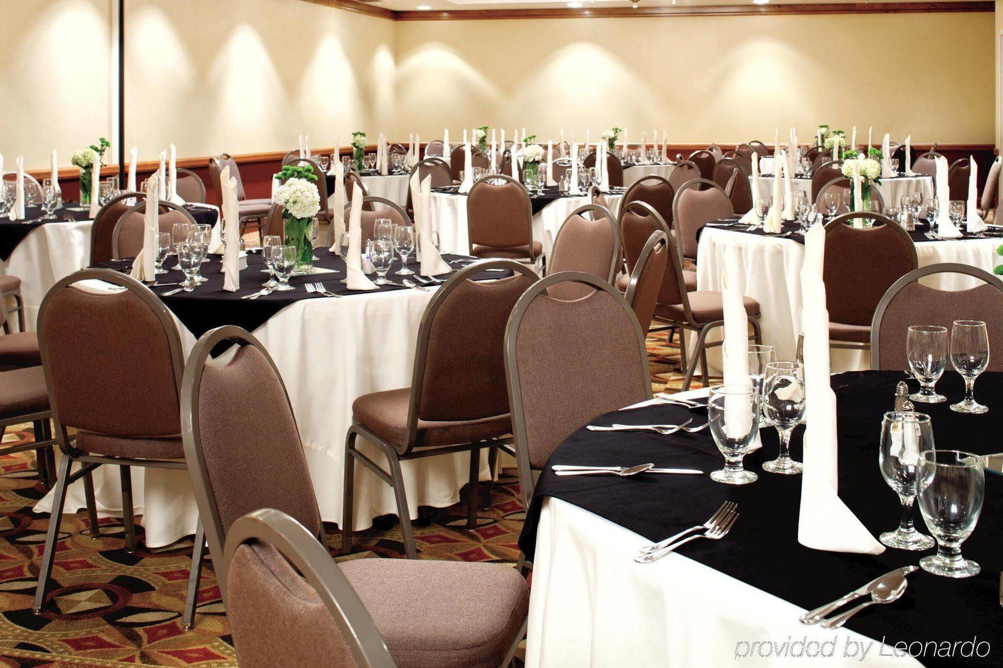 Doubletree By Hilton Dallas-Farmers Branch Ngoại thất bức ảnh