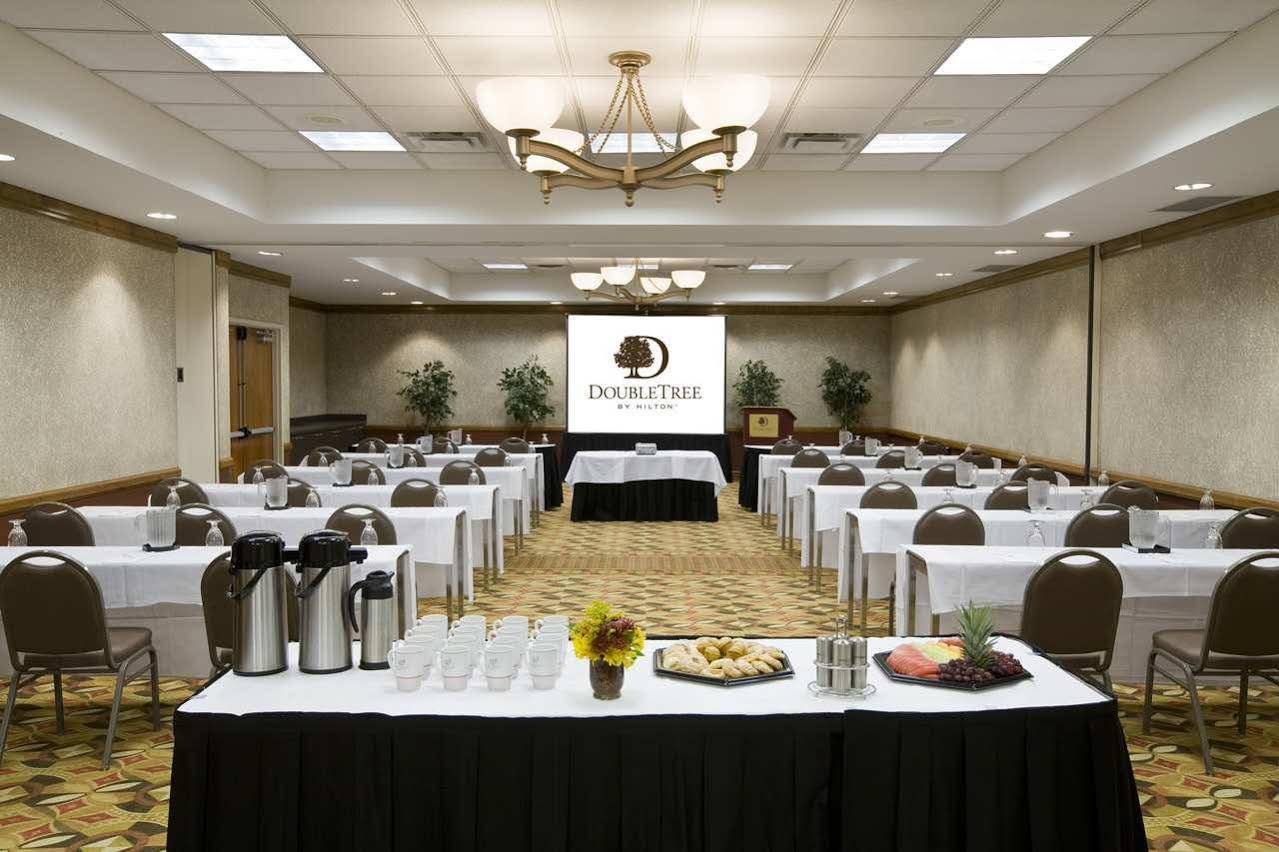 Doubletree By Hilton Dallas-Farmers Branch Ngoại thất bức ảnh