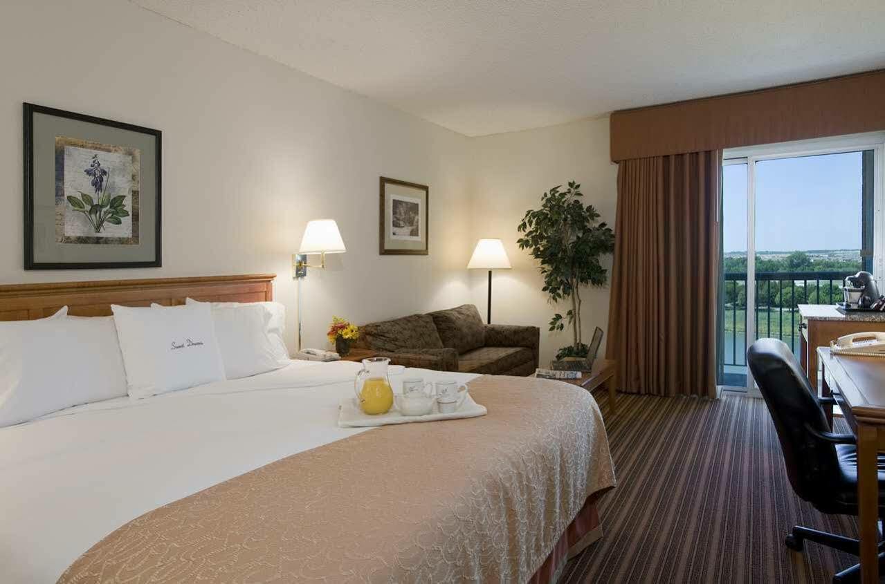 Doubletree By Hilton Dallas-Farmers Branch Ngoại thất bức ảnh